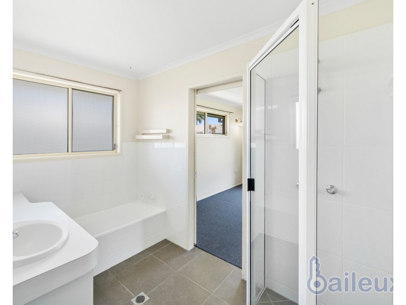 5 Cassia Street, Beaconsfield QLD 4740