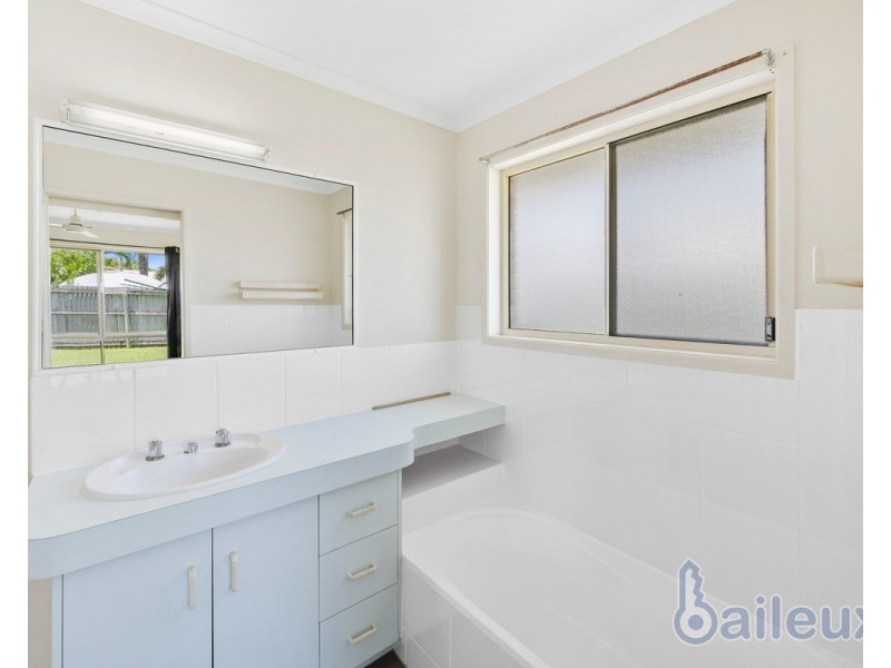 5 Cassia Street, Beaconsfield QLD 4740