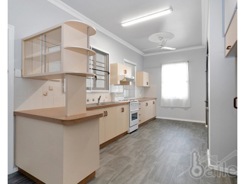 21 Mackenzie Street, West Mackay QLD 4740