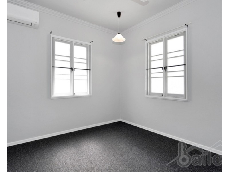 21 Mackenzie Street, West Mackay QLD 4740