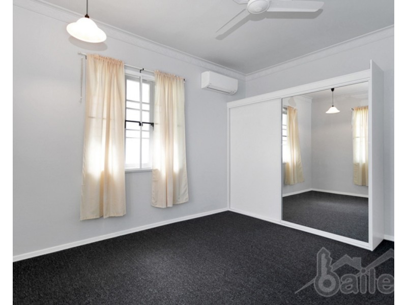 21 Mackenzie Street, West Mackay QLD 4740