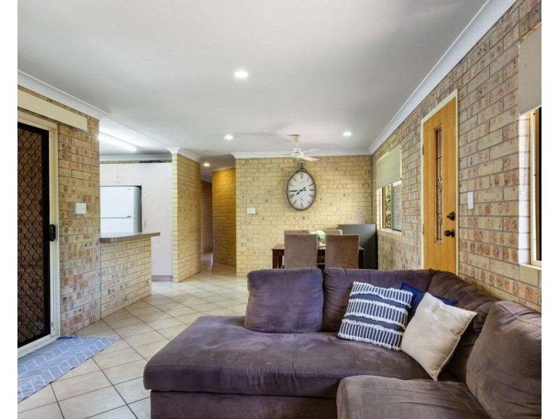 11 Dugong Drive, Andergrove QLD 4740