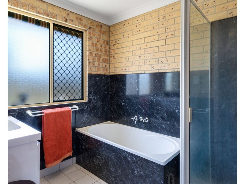 11 Dugong Drive, Andergrove QLD 4740