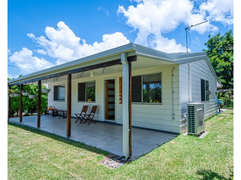 49 Blacks Beach Road, Blacks Beach QLD 4740
