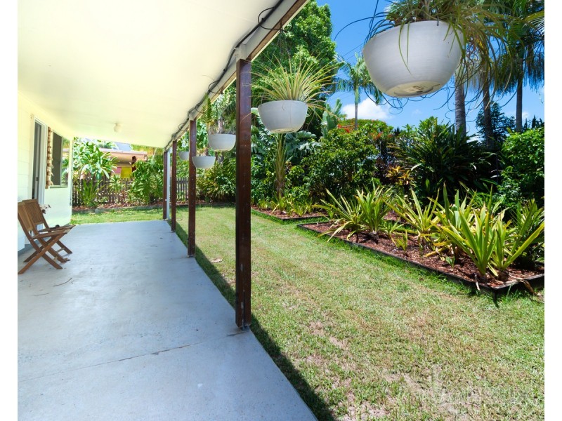 49 Blacks Beach Road, Blacks Beach QLD 4740