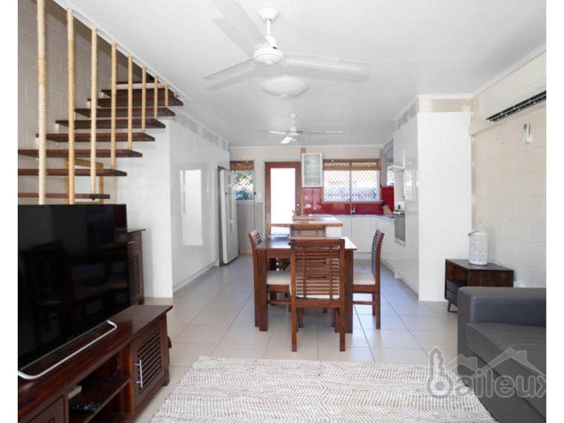 2/341 Alfred Street, Mackay QLD 4740