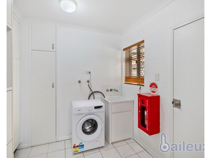 42 Keeleys Road, Slade Point QLD 4740