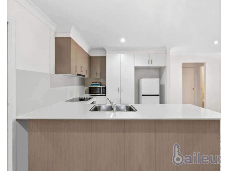 11 Place Avenue, Sarina QLD 4737