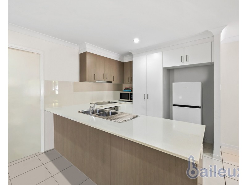 11 Place Avenue, Sarina QLD 4737