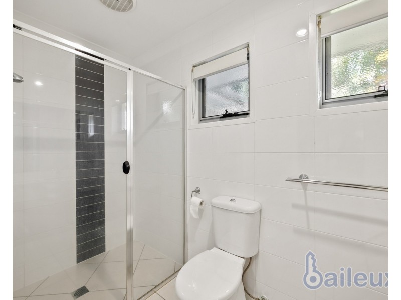 11 Place Avenue, Sarina QLD 4737