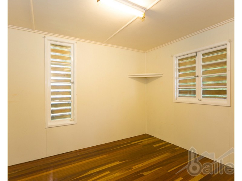 10 McKenny Street, South Mackay QLD 4740