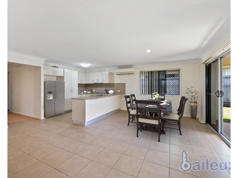 2 Highcrest Court, Bucasia QLD 4750