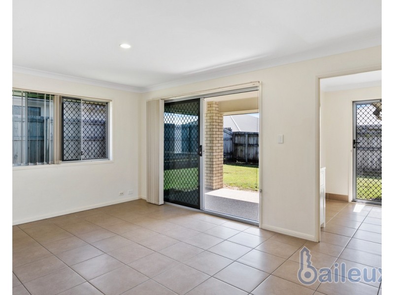 2 Highcrest Court, Bucasia QLD 4750