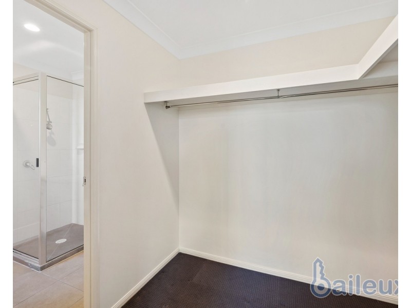 2 Highcrest Court, Bucasia QLD 4750