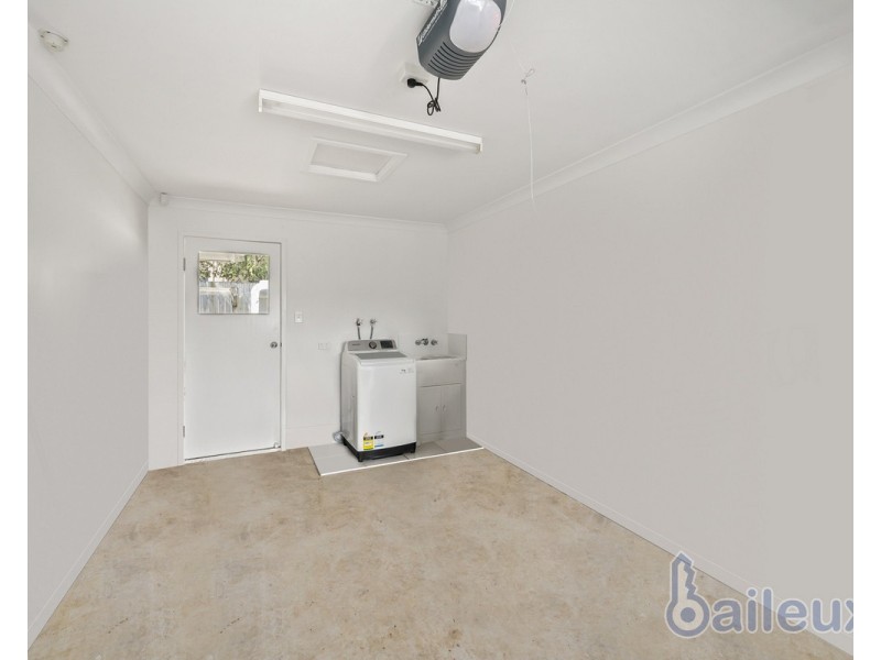 3/11 Place Avenue, Sarina Beach QLD 4737