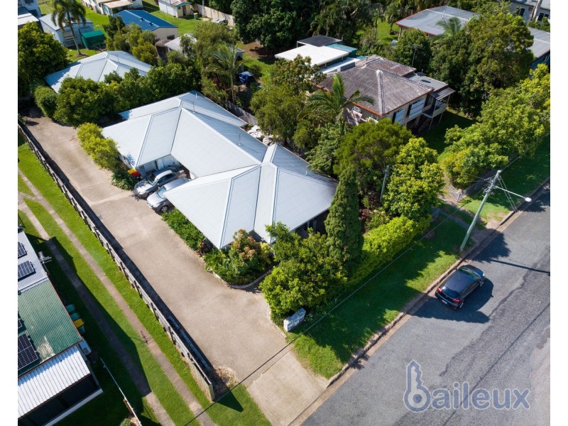 3/11 Place Avenue, Sarina Beach QLD 4737