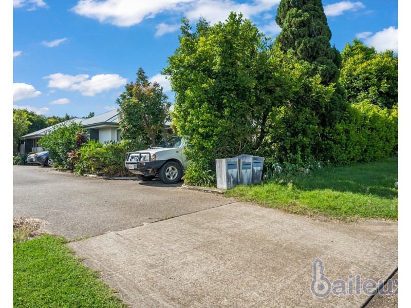 3/11 Place Avenue, Sarina Beach QLD 4737