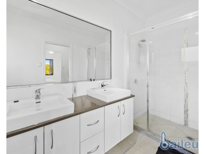 12 Vaucluse Crescent, East Mackay QLD 4740