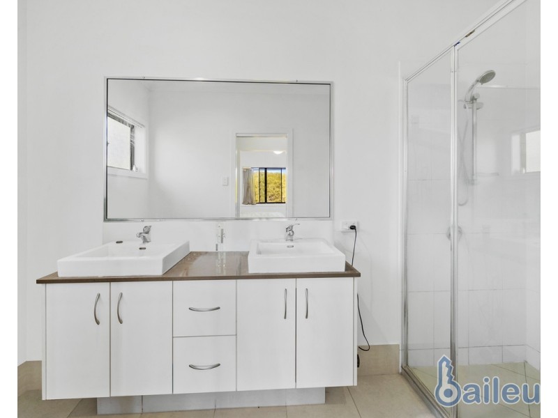 12 Vaucluse Crescent, East Mackay QLD 4740