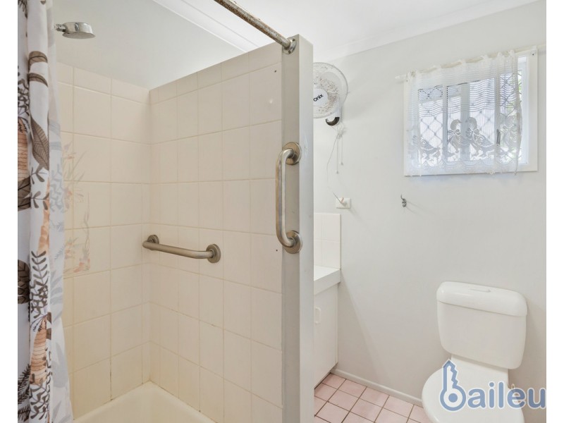 1/3 English Street, South Mackay QLD 4740