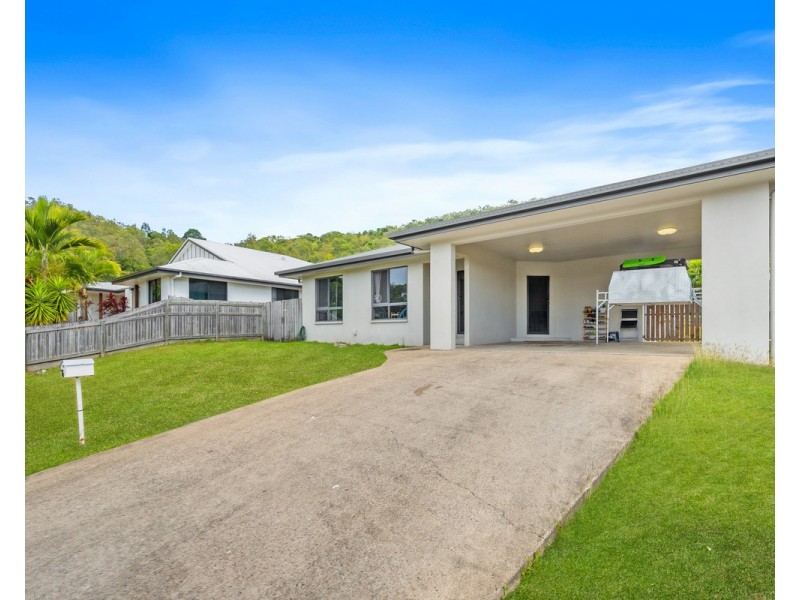 76 West Street, Sarina Beach QLD 4737