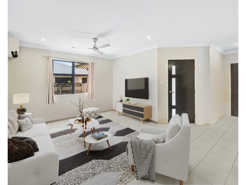 76 West Street, Sarina Beach QLD 4737