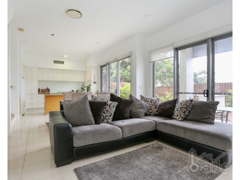 13/6-24 Belangason Way, Shoal Point QLD 4750