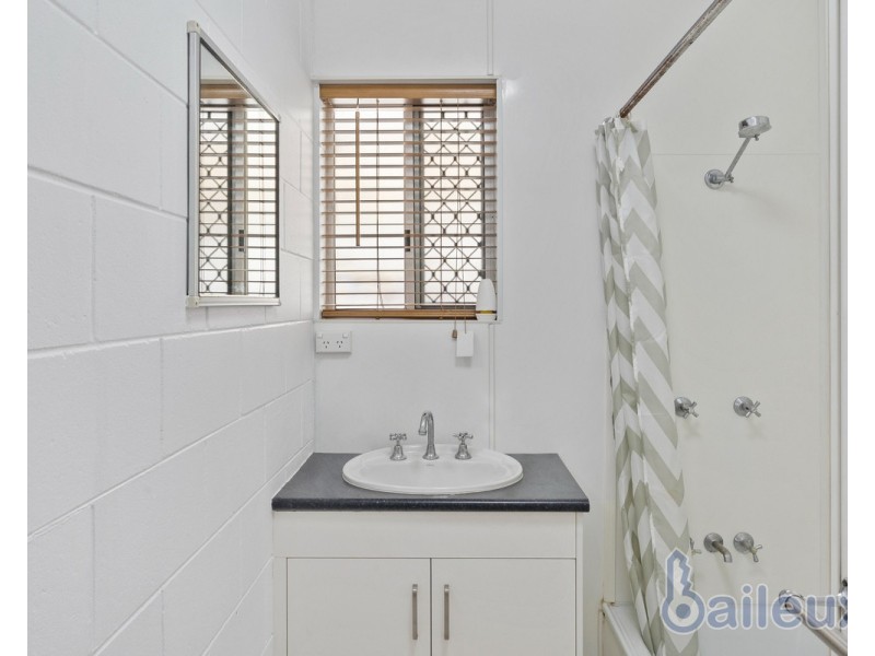 42 Keeleys Road, Slade Point QLD 4740