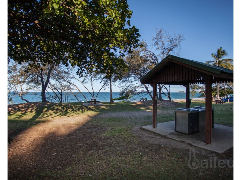 2/13 Bigola Place, Blacks Beach QLD 4740