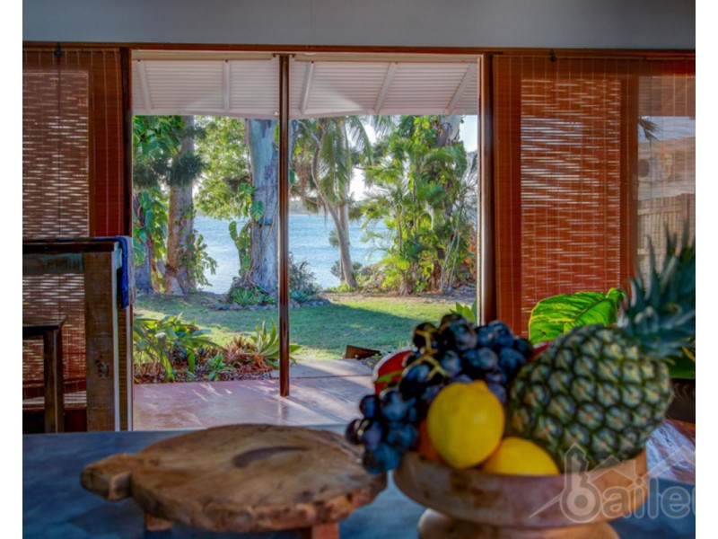 2 Sunset Boulevard, Eimeo QLD 4740