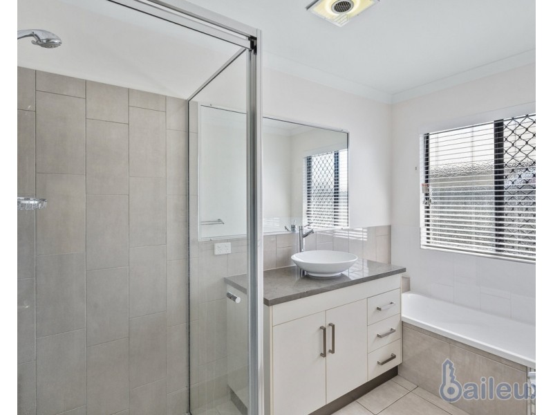 22 Sonoran Street, Rural View QLD 4740