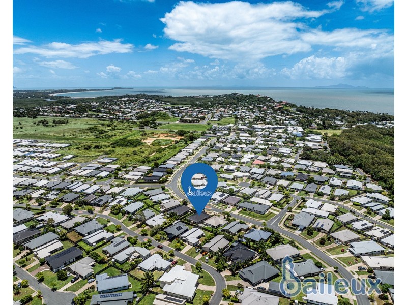 52 Whitehaven Drive, Blacks Beach QLD 4740
