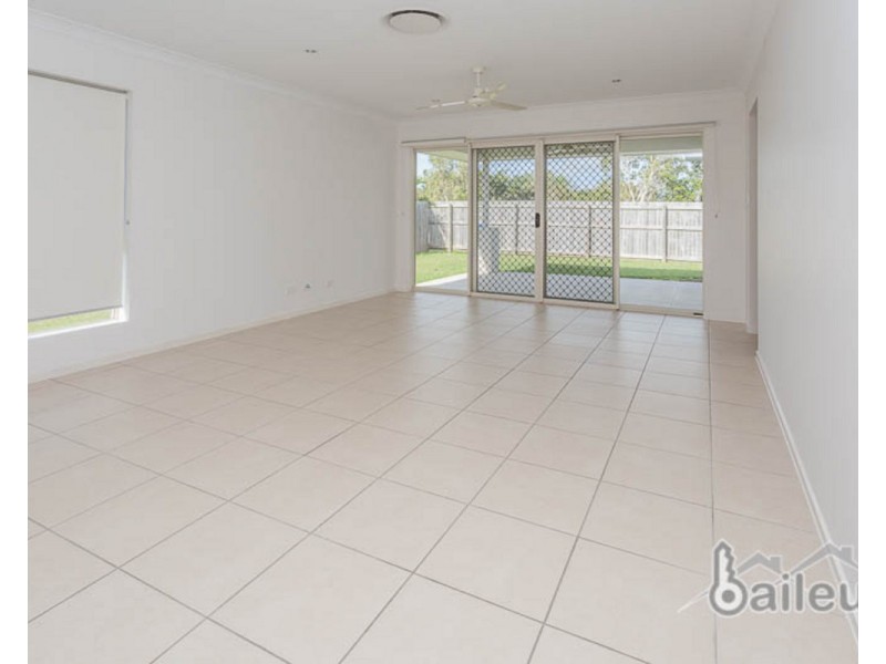 27 Westaway Crescent, Andergrove QLD 4740