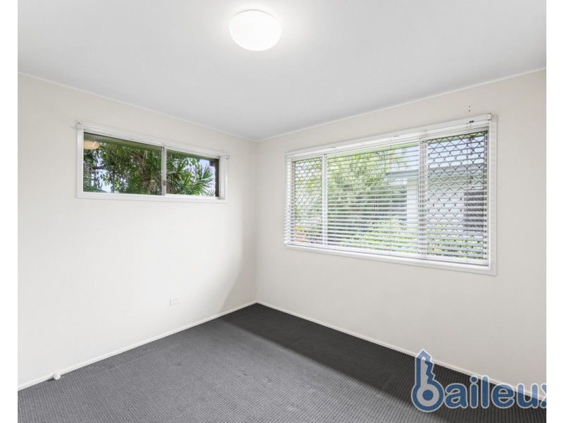 2 Cavanagh Drive, Blacks Beach QLD 4740