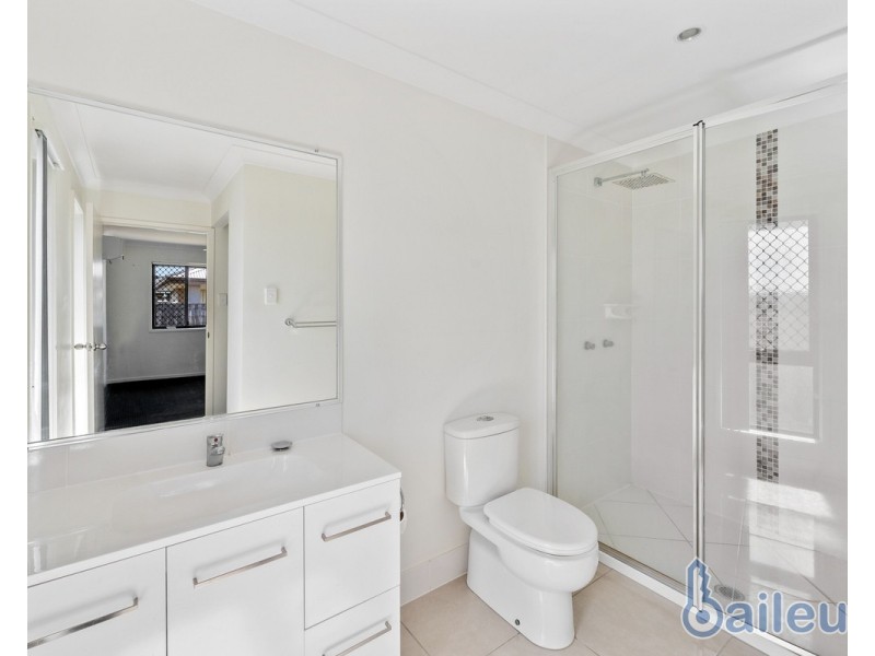 50 Donovan Street, Blacks Beach QLD 4740