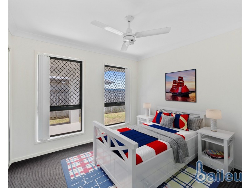 50 Donovan Street, Blacks Beach QLD 4740