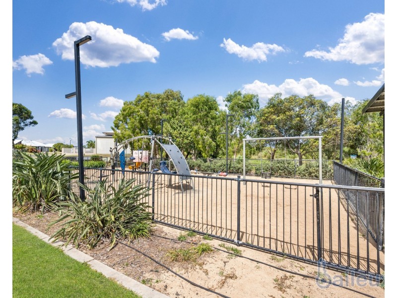 17 Cable Court, Blacks Beach QLD 4740