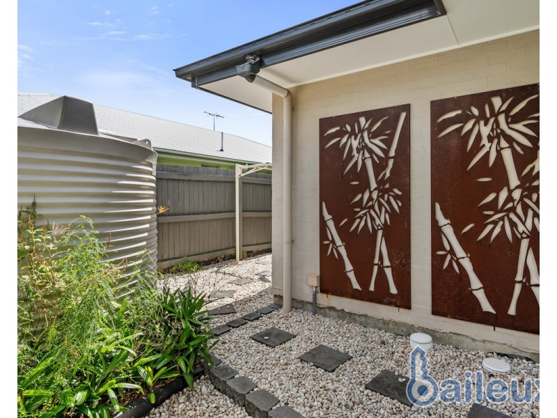 15 Elgans Parade, Rural View QLD 4740