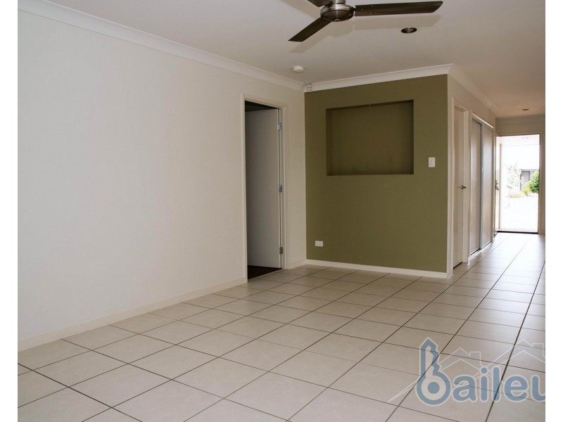 78 Newport Parade, Blacks Beach QLD 4740