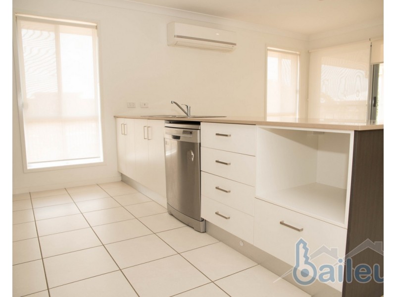 78 Newport Parade, Blacks Beach QLD 4740