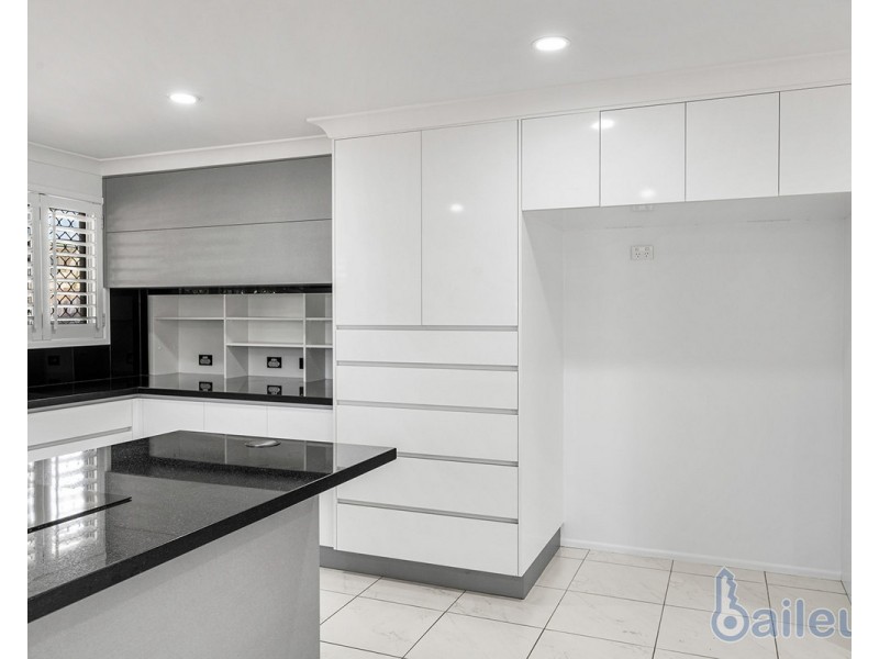 9 Van Eldik Avenue, Andergrove QLD 4740