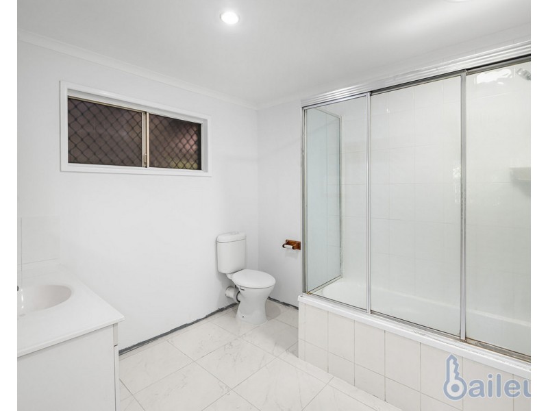 9 Van Eldik Avenue, Andergrove QLD 4740