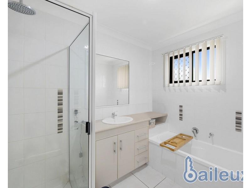 15 Tiffiny Court, Andergrove QLD 4740