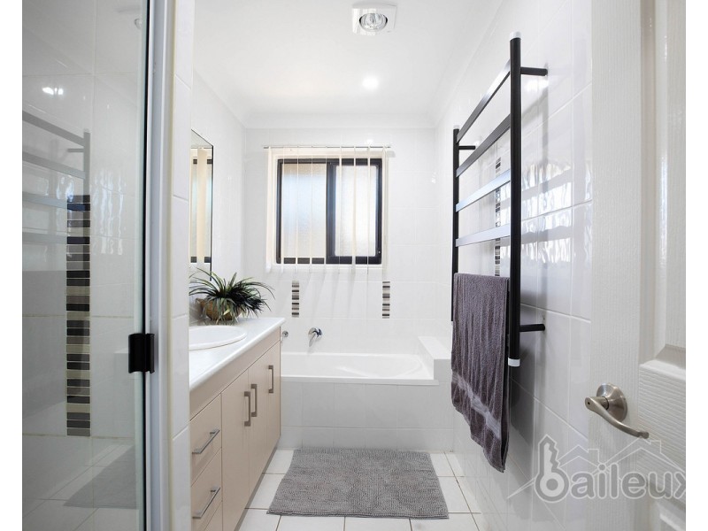 7 Tiffiny Court, Andergrove QLD 4740