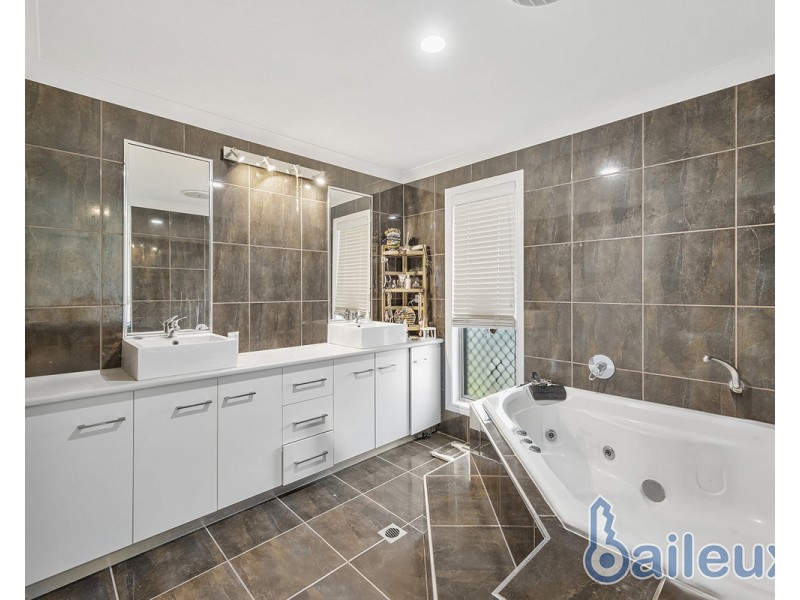 21 Tiffiny Court, Andergrove QLD 4740