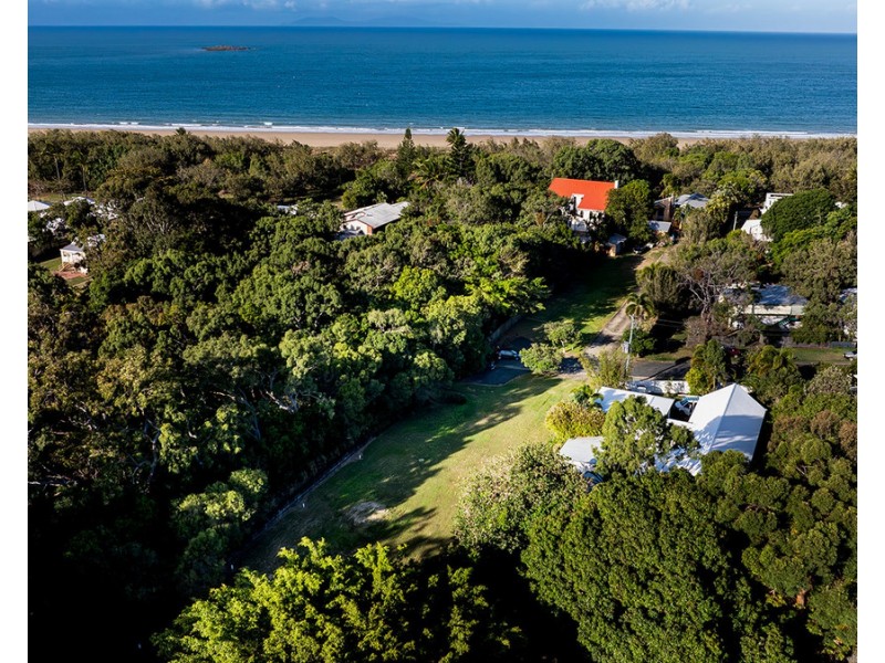 175 Waverley Street, Bucasia QLD 4750