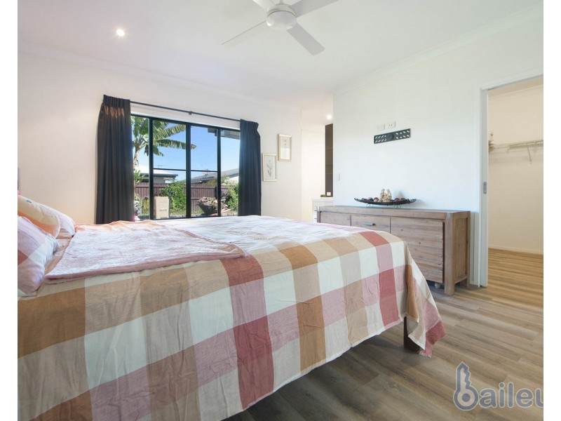 4 Sidon Court, Ooralea QLD 4740