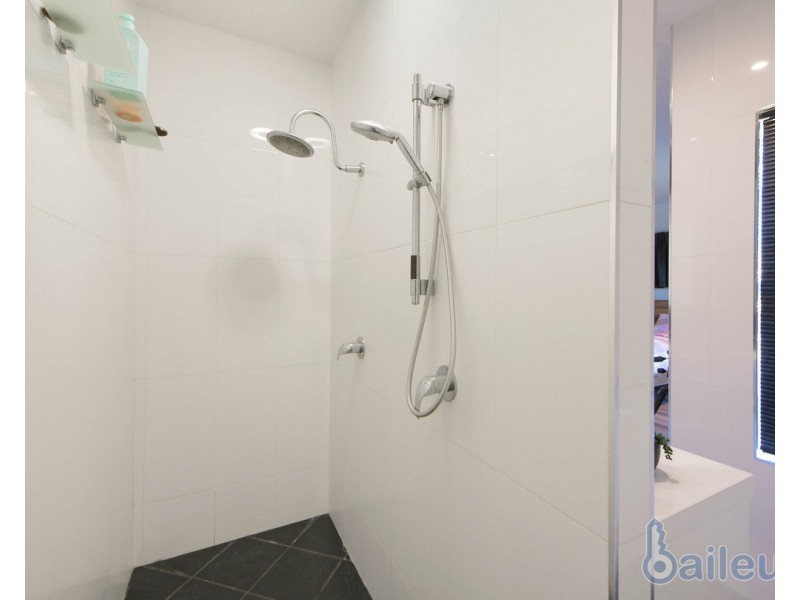 4 Sidon Court, Ooralea QLD 4740