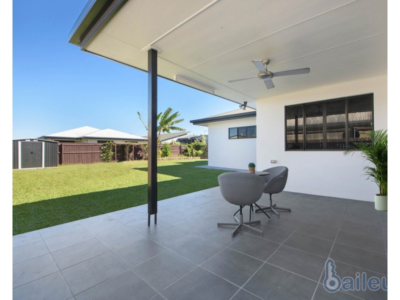 4 Sidon Court, Ooralea QLD 4740