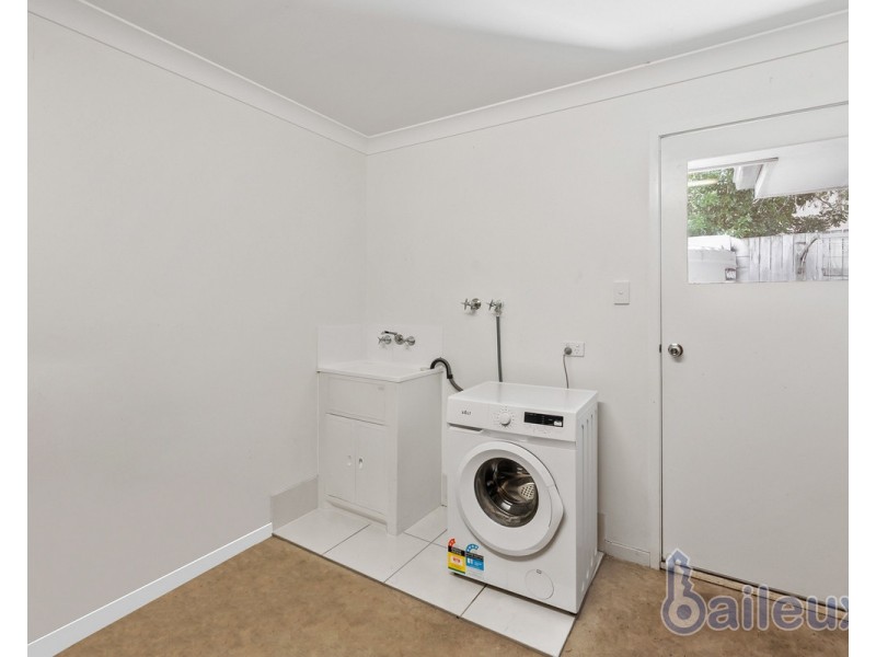 1/11 Place Avenue, Sarina QLD 4737
